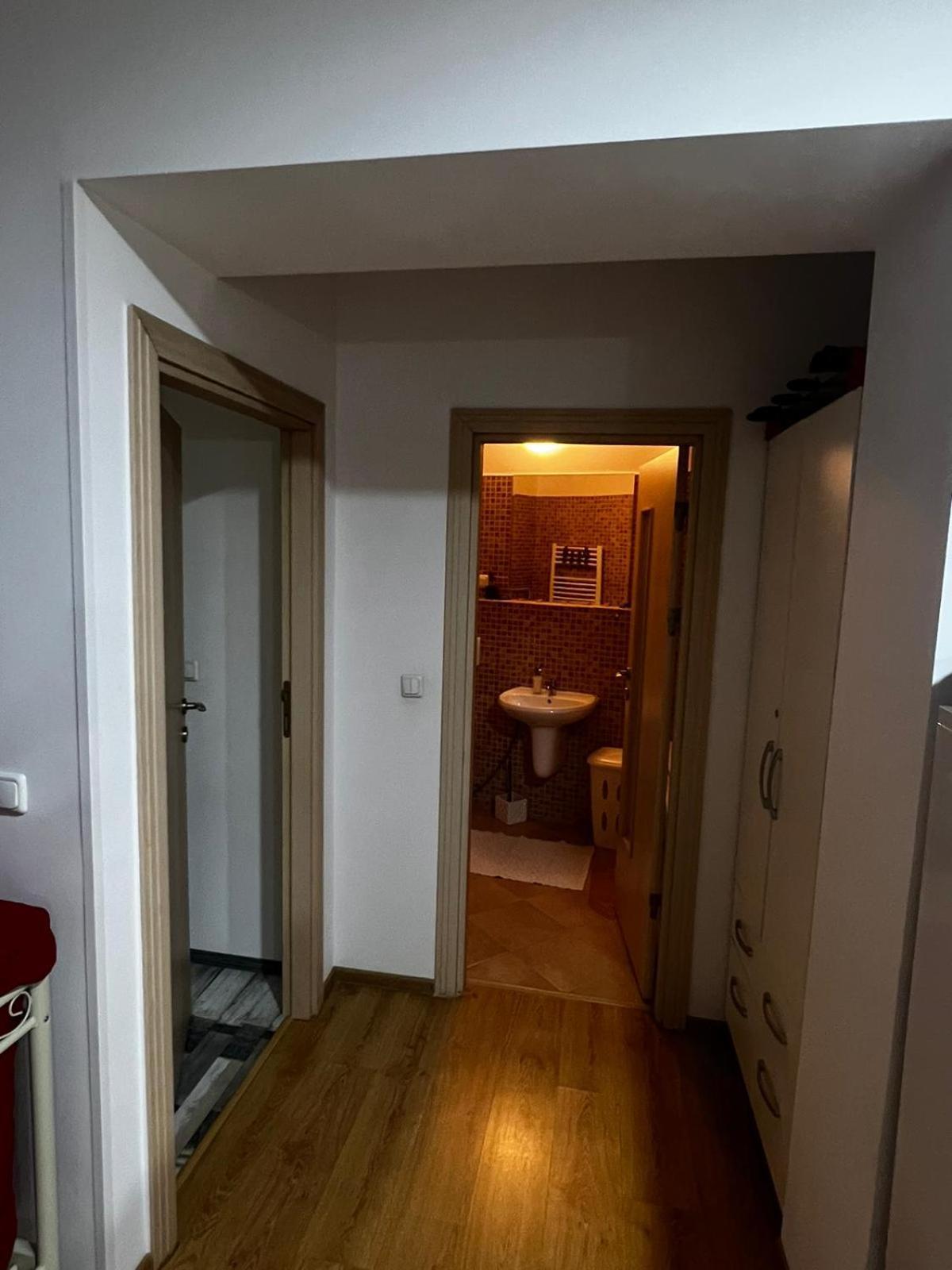 Apartament Ovo Синая Екстериор снимка